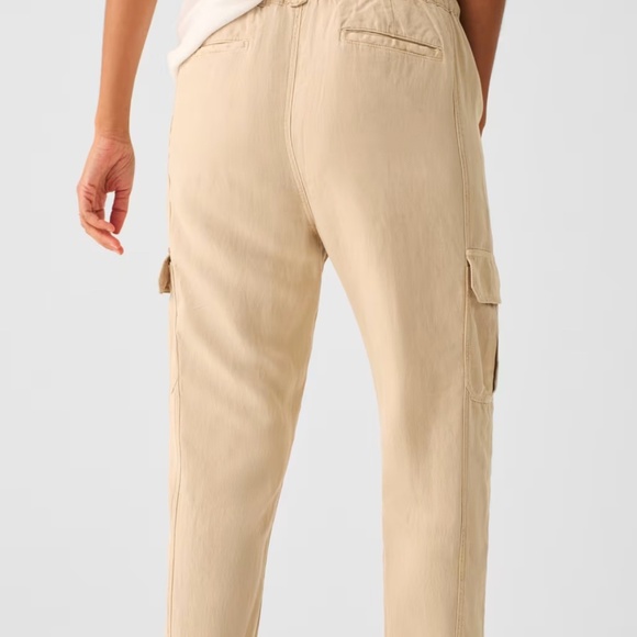 NWT FAHERTY Arlie Day Cargo Pants - SIZE X-SMALL - COLOR : SAFARI - 3 AVA. - Picture 3 of 10